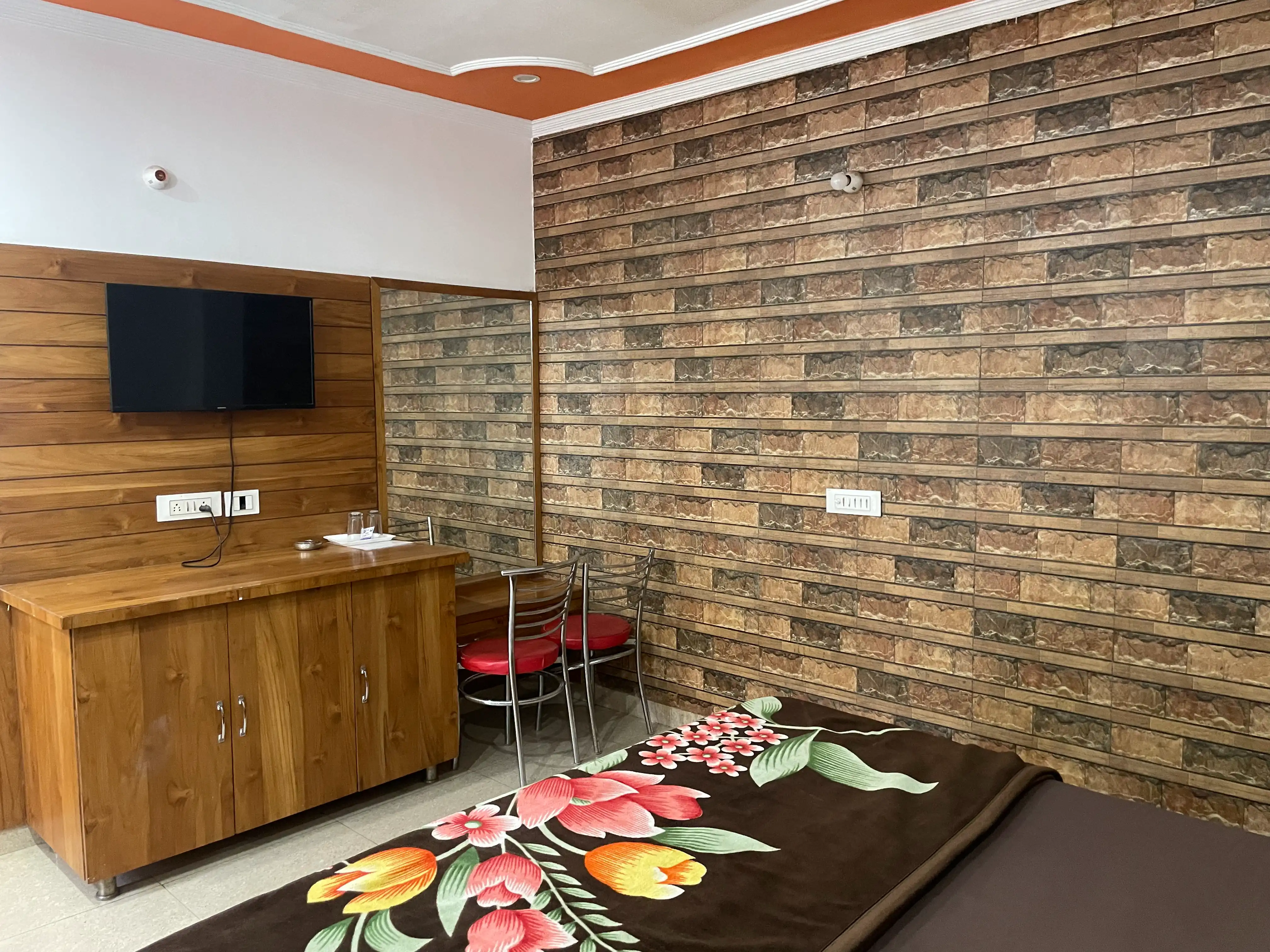 Room G6